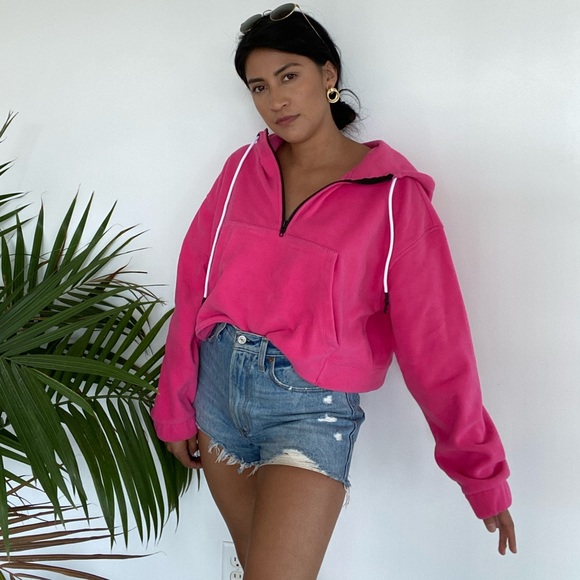 Forever 21 Sweaters - Forever 21 cropped Hoodie